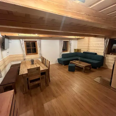 Sipkova Ii 山林小屋 *